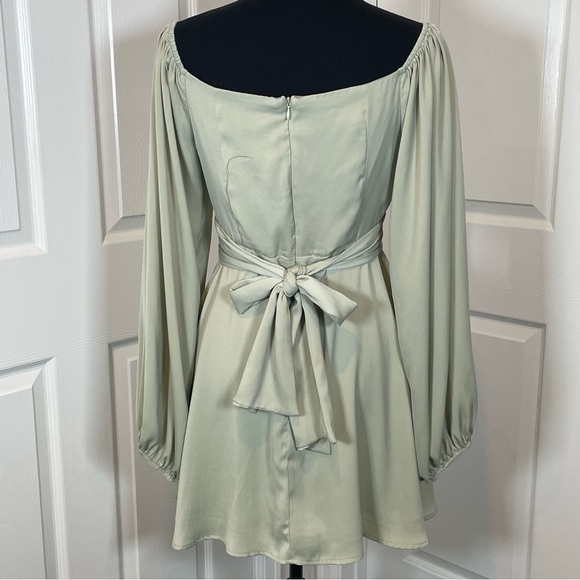 Altar'd State Raelily Sage Green Scoop-neck Bishop Sleeves Mini Dress Size M - Picture 4 of 9
